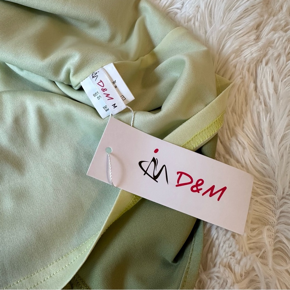 D&M Women’s Green Maxi Dress Evening Wedding Party Dress Size: Medium NWT - Picture 11 of 11